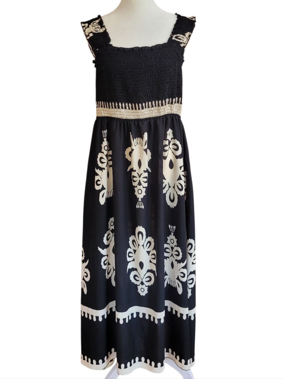 PRETTY GARDEN Women's Square Neck Sleeveless Maxi Dress - Picture 4 of 11